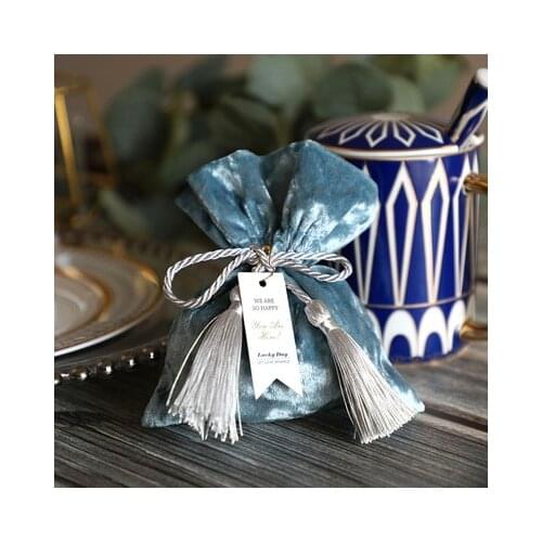 Luxury white Blue Velvet Bag With Tassel Birthday Baptism Party Table Decoration Wedding Candy Bag Bracelet Bag Candy Box 10pcs