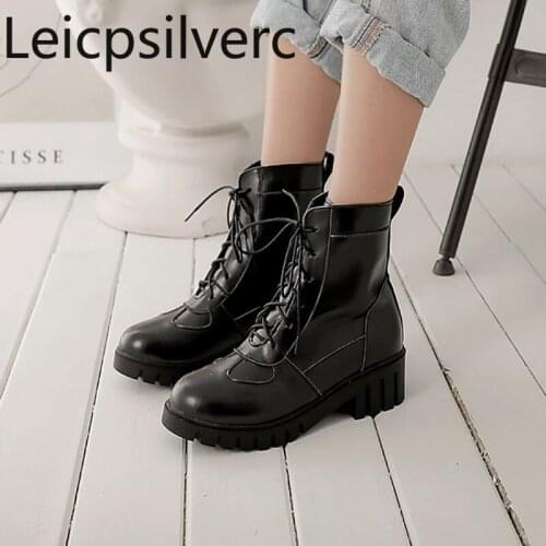 Martin boots Autumn And Winter The New Round head Lace up Comfortable mid heel Short tube Womens shoes plus size 33-43 5cm high