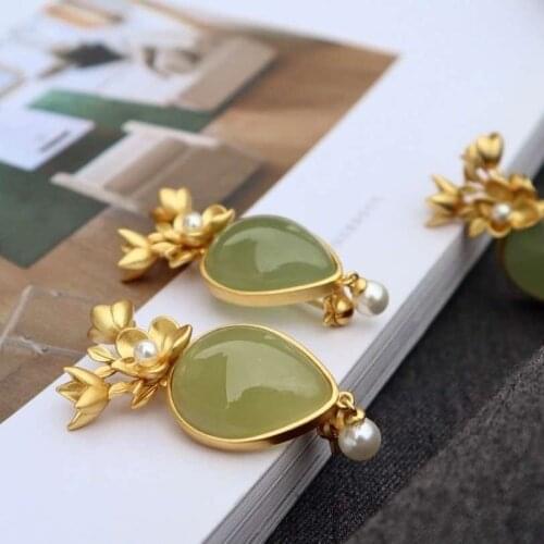 Natural Hetian Jade Qinghai Green Water Drop Pendant S925 Sterling Silver Gold Plated with Inlaid Shell Pearls with Gentle Penda