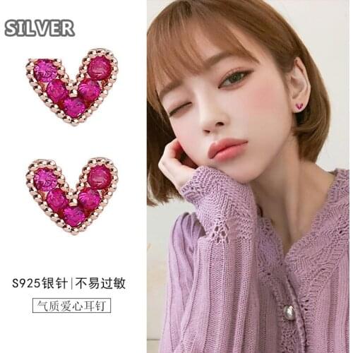 Diamond stud earrings female temperament mini heart-shaped small red love ear bone nail individuality creative sweet earrings