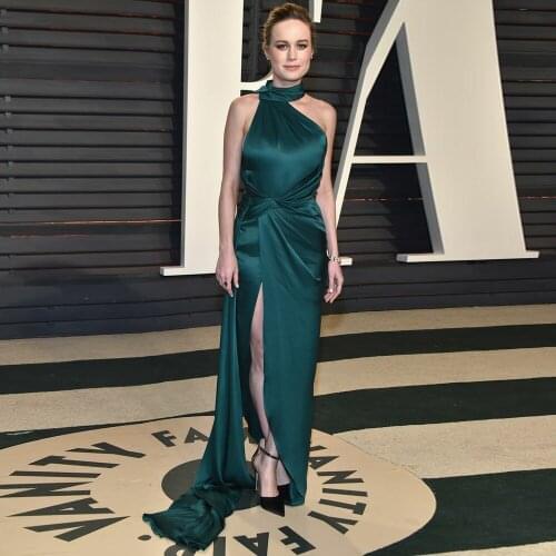 Elegant Halter Celebrity Dresses 2021 Mermaid Sweep Train Open Back Side Slit Formal Evening Dresses for Women