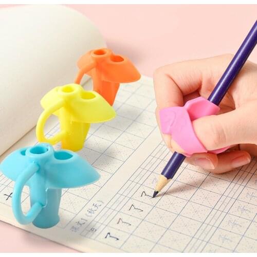 1PCs Three Finger Writing Corrector Pencil Holder Children Kids Learning Holding Device Correcting Pen Holder School Supplies