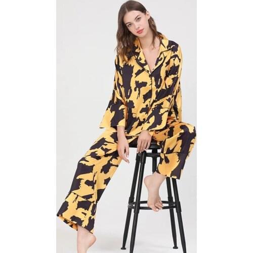 Trendy Womens Pajamas Set V Neck Design Luxury Summer Autumn Sleepwear Silk Like Home Clothes XL Large Size Nightwear