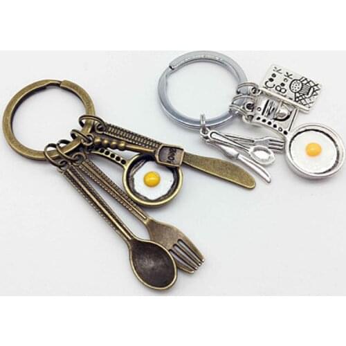 Chef KeyChain,Omelette Keyring Gift For Boyfriend Husband Dad Christmas,Cooking Keychain,Food Lover Gifts Drink Cooking Gift