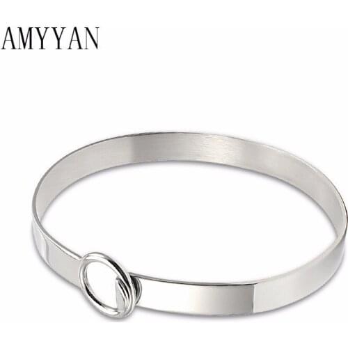 Woman Stainless Steel Brangle Bracelets Round Hook Up Silver Color Bracelets Never Fade Curved hooks Not Scratch hands