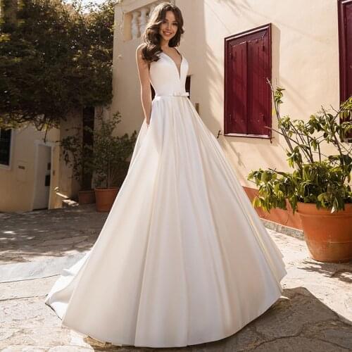 Eightree A Line Satin Wedding Dresses V Neck Lace Appliques Bride Dress Sleeveless with Pocket Wedding Gowns Vestido De Noiva