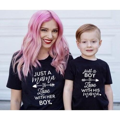1pcs Mommy and Me Matching Shirts Just A Boy In Love with His Mama Shirt Mom Son Matching Shirt Summer Casual Family Look
