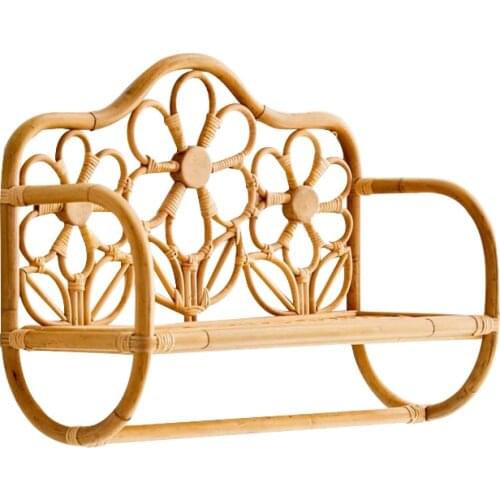 Rattan bathroom organizer rack Creative rattan flower-shaped wall hanging rack