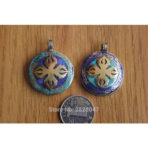 PN917 Ethnic Tibetan Brass Lapis Semi-precious Stone Buddhist Dorje Amulet Pendant Handmade Nepalese 32mm Round Pendant