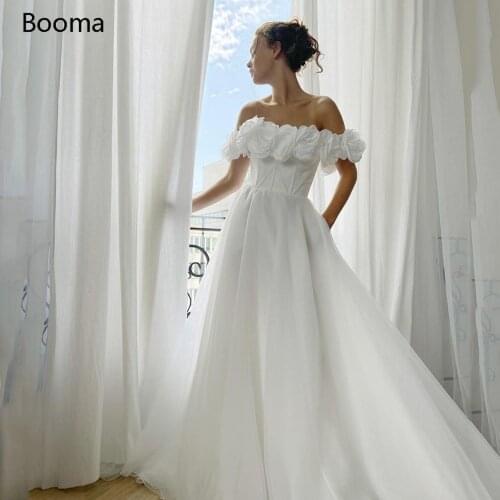 Booma Simple Ivory Wedding Dresses Off the Shoulder Flowers A-Line Bride Dresses Strapless Corseted Long Bridal Gowns