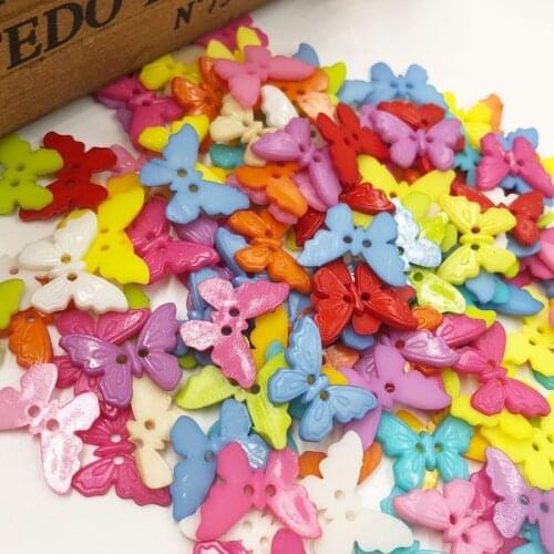 100pcs Hot sale Wholesale Mixed Color butterfly Shape 2 Hole PLASTIC Button Fit Sewing Scrapbooking Apparel Sewing PT108