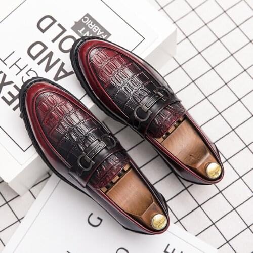 Mazefeng classic mens dress shoes leather luxury wedding shoes printed mens flat shoes office wedding party formal shoes 37-44