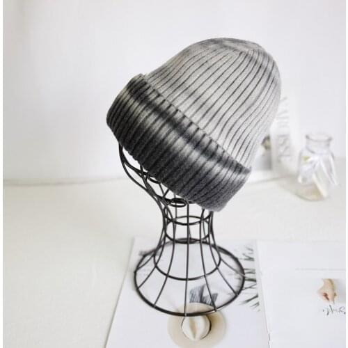 Thickening warm beanies caps Winter woolen printed curled skullies hats Knitted skllcap for adult