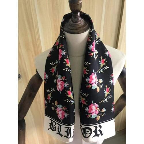 2020 new arrival fashion classic flower pattern 100% silk scarf 90*90 cm square shawl twill wrap for women free shipping