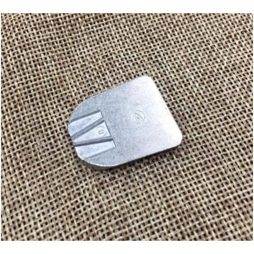 For Toyota Crown Reiz RAV4 Corolla Vios interior rearview mirror fixed base bracket Wing