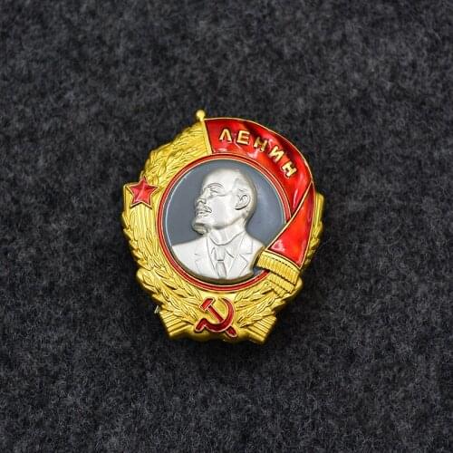 Soviet Union WWII CCCP Russian Lenin Red Square Youth Guards Medal Red Flag Five Star Metal Brooch Pin USSR Badge