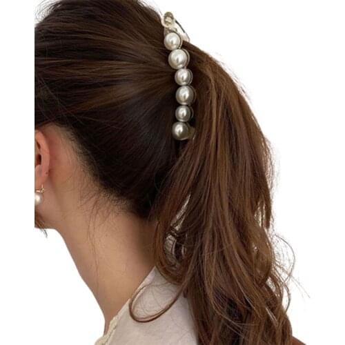 2021 Hot Hyperbole Big Pearls Acrylic Hair Claw Clips Big Size Makeup Hair Styling Barrettes For Women Hair Accessories