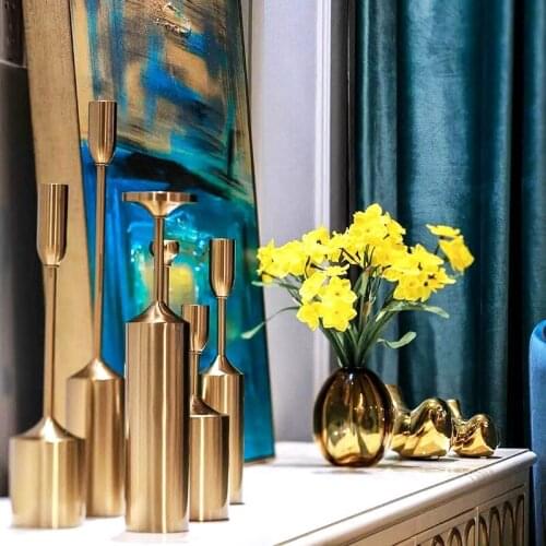 6Pcs/ Set European Metal Candle Holder Simple Golden Wedding Decoration Bar Party Living Room Decoration Home Decoration