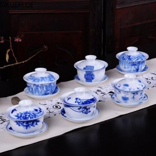 Modern and simple 3.8 inch high white blue and white ceramic cover bowl teacup Kung Fu tea set home living room coffee table
