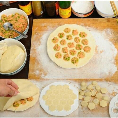 1PC Kitchen Pastry Tools DIY White Plastic Dumpling Mold Maker Dough Press Dumpling 19 Holes Dumplings Maker Mold Tools OK 0520