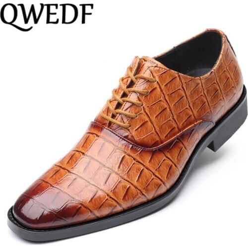 Mens Wedding Party Shoes British Style Man Formal Dress Shoes Wedding Oxfords Pointed Toe Brogues shoes erkek ayakkabi K1-58