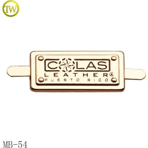 Wholesale custom pin badge made with metal hot sale for clothes and bags