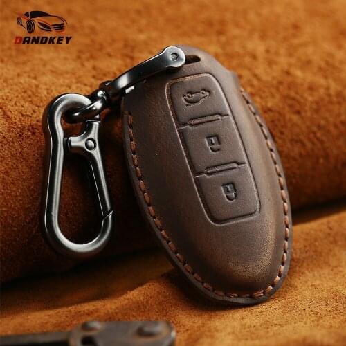 Dandkey Leather Key Covers Case For Nissan Qashqai Pathfinder Versa Tidda Murano Rogue X-Trail Smart Car Remote Key Keychains