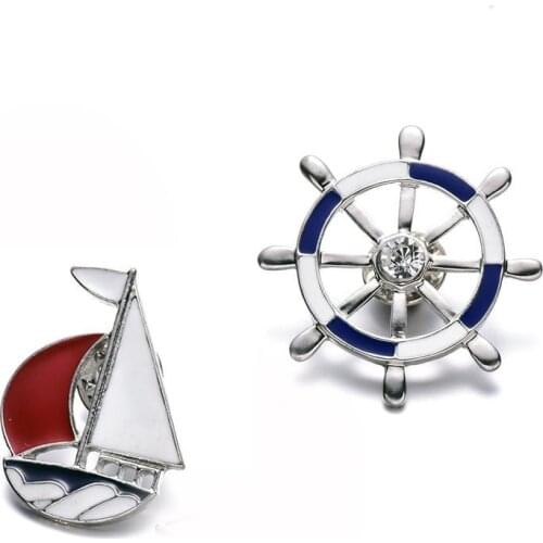 Fashion Ships Brooches for Man Women Blue Red Crystal Sailboat Helm Enamel Lapel Pins and Brooches Jewellery Bijuteria