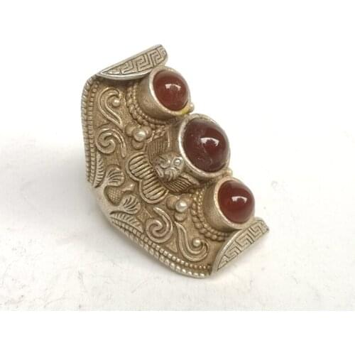 YIZHU CULTUER ART Collection Old China Tibet Silver Handmade Inlay Agate Jade Ring Ornament Gift