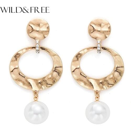 Wild & Free Vintage Gold Circle Pearl Pendant Dangle Earrings For Women Geometric Metal Drop Earrings Fashion Jewelry