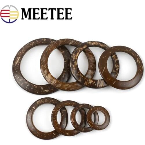 Meetee 50pcs ID17-50mm Natural Coconut Buckles Scarf Wooden O Ring Coat Belt Circle Buttons DIY Sewing Bags Garment Accessories