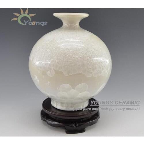 Jingdezhen ceramic crystalline glazed white vases