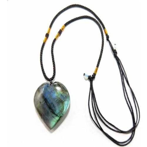 1Pc Natural Labradorite Crystal Necklace Healing Chakra Pendant With Hand-Woven Rope Heart Stone Moonstone Healing Stone Pendant