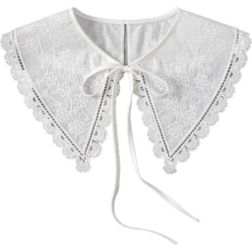 Women Hanfu Decorative False Collar Shawl Hollow Out Lace Floral Necklace Sunscreen Self-Tie Bow Dickey Short Poncho