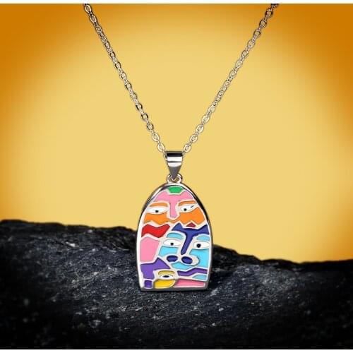 Hot sale resin heart-shaped colorful enamel pendant lightweight necklace noble temperament ladies jewelry wholesale