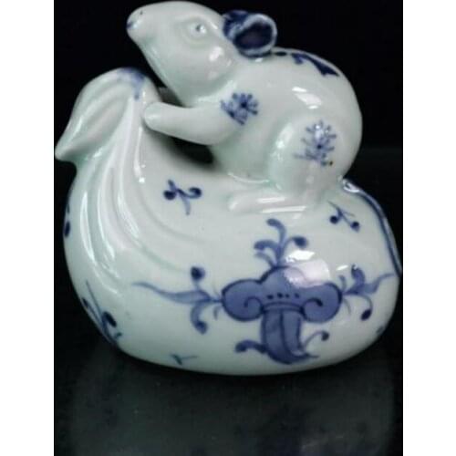 China Blue and white ceramic mouse teapot small crafts statue