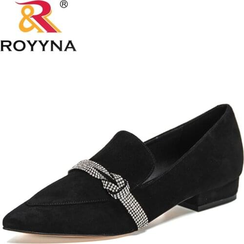 ROYYNA 2021 New Designers Genuine Leather Luxury Brand Elegant Shoes Woman Wedding Shoes Black Lower Heels Office Shoes Ladies