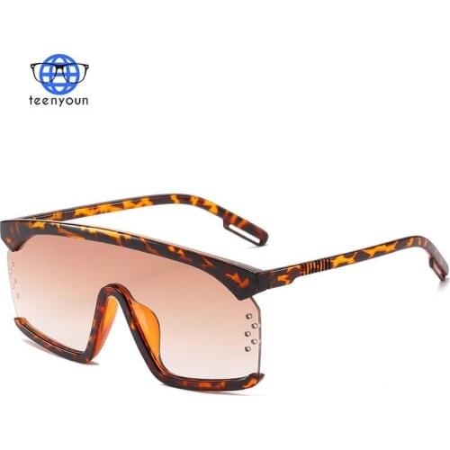 TEENYOUN Vintage Flat Top One Piece Sunglasses For Women Men Brand Shades UV400 Gradient Sun Glasses Cool Perforated Lens Design