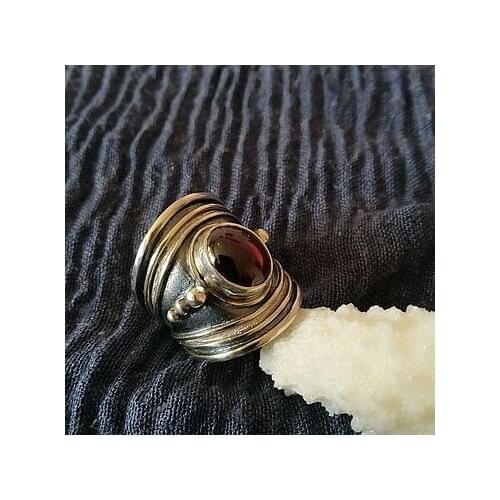 Womens Fashion 925 Silver Color Ring Elegant Retro Red Gem Jewelry Wedding Engagement Party Ring Size 5-11