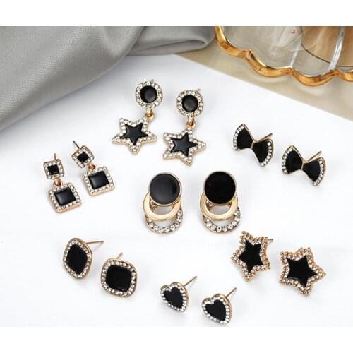 Fashion Popular Geometric Black Stud Earrings Flash Rhinestone Square Round Star Bow Heart Earrings For Women Girls Jewelry Gift