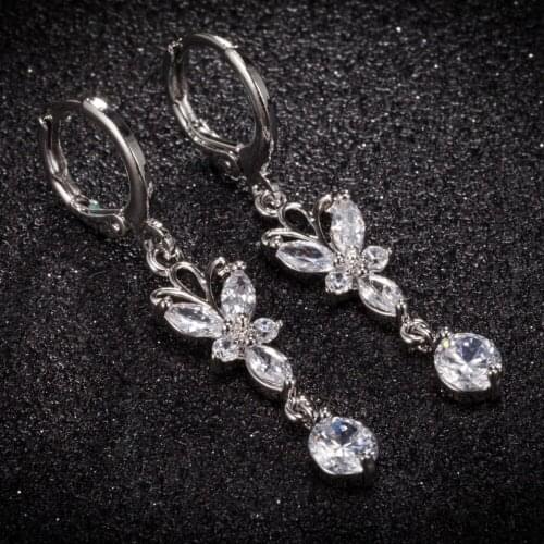 2018 fashion jewelry simple and elegant personality female butterfly Drop earrings Crystal Earring free shipping Ear Jewelry Who