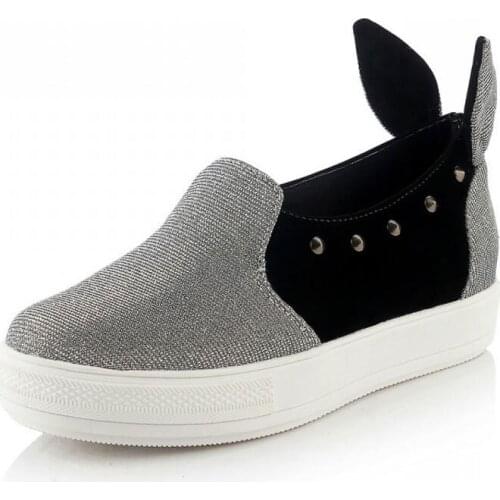 New Cartoon Loafers Women Shoes Rabbit Ears Rivets Casual Shoes Woman Princess Girls Shoes Ladies Flats Plus Size 34-43 XKD5008