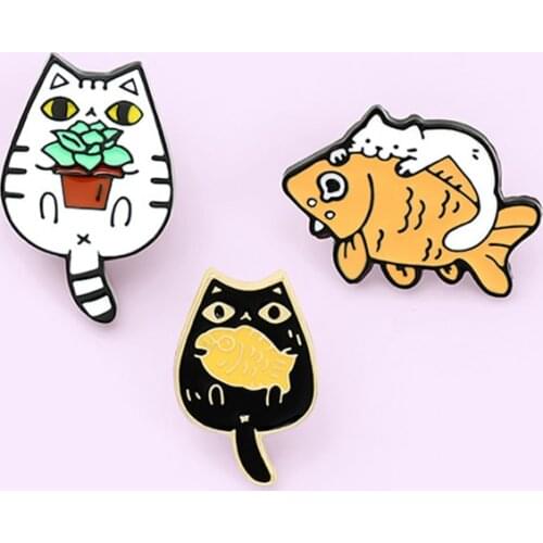 Cartoon Black/White Cat Potted Enamel Pin Brooch Denim Jeans shirts bags Celebrated fashion Jewelry Gift for Friends Children