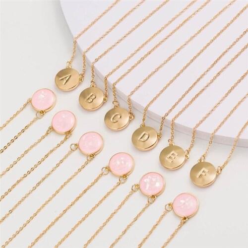 Double Sided 26 Letters A -Z Round Pink Shell Gold Metal Color Chain Necklace Initial Letter Pendant Necklaces for Women