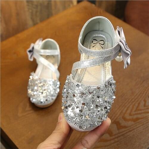 New Fashion Girls Princess Glitter Leather Shoes Childrens Summer Diamond Sequin Dance Shoes Kids bowknot Baotou Sandals