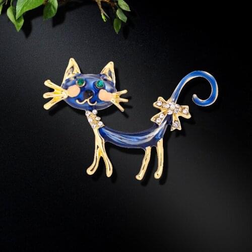 Cute Bow Cat Brooches for Women Enamel Pins Coat Buckle Suit Corsage Clothing Painting Badge Lapel Pin Women Accessories Gifts