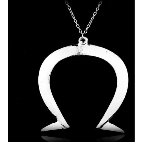 Alice Madness Returns Horseshoe Long Chain Necklace High quality Cosplay props Pendant Necklaces