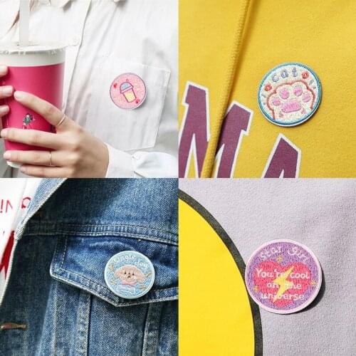 Milky Tea Cat Idol Single Dog Embroidery Patch Mini Fabric Sticker For Stationery DIY Hat Clothing Decoration Fabric Label