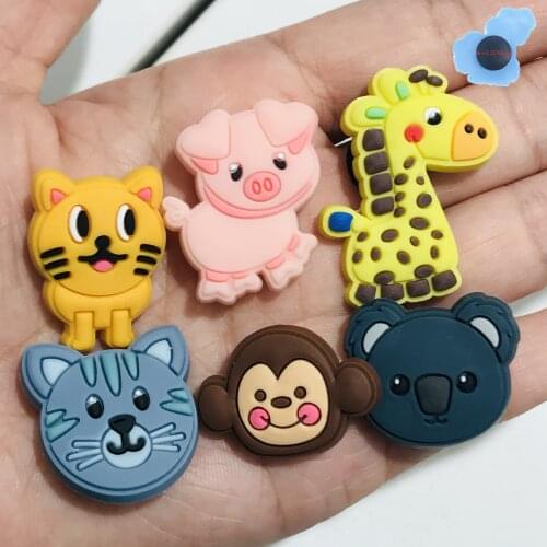 New Arrival1Pcs Animals Pig Monkey Bear PVC Shoe Charms Shoe Accessories Decoration Diy Backpack Shoes Kids X-mas Party Gift