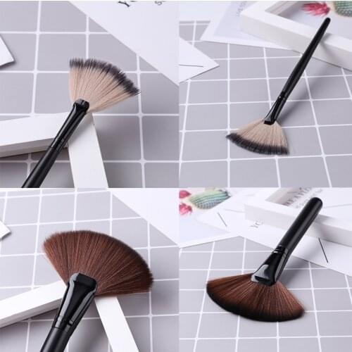 Fan Shape Soft Synthetic Brush For DIY Card Making Useful Hand Held Tool For Glitters Powders Cleaning Surface Sweep Brushes